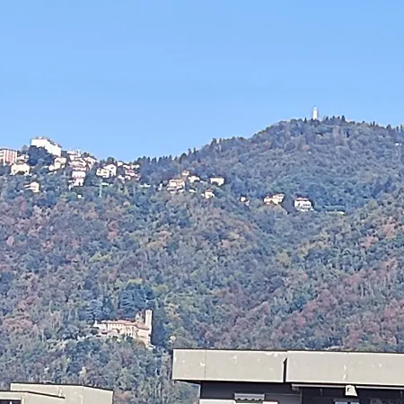 Olis Trilocale Sole Apartment Como